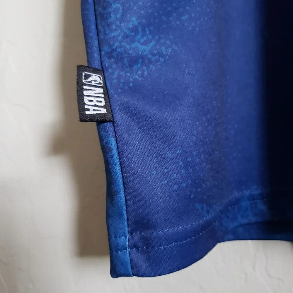 NBA Kid's Short Sleeve Crew Neck Basketball Tee T-Shirt Blue Size Medium 10-12